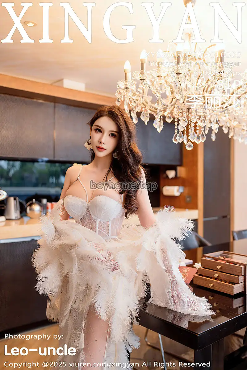 [XingYan星颜社] Vol.325 女神李丽莎性感白色连衣短裙配白色丝袜秀完美身材诱惑写真