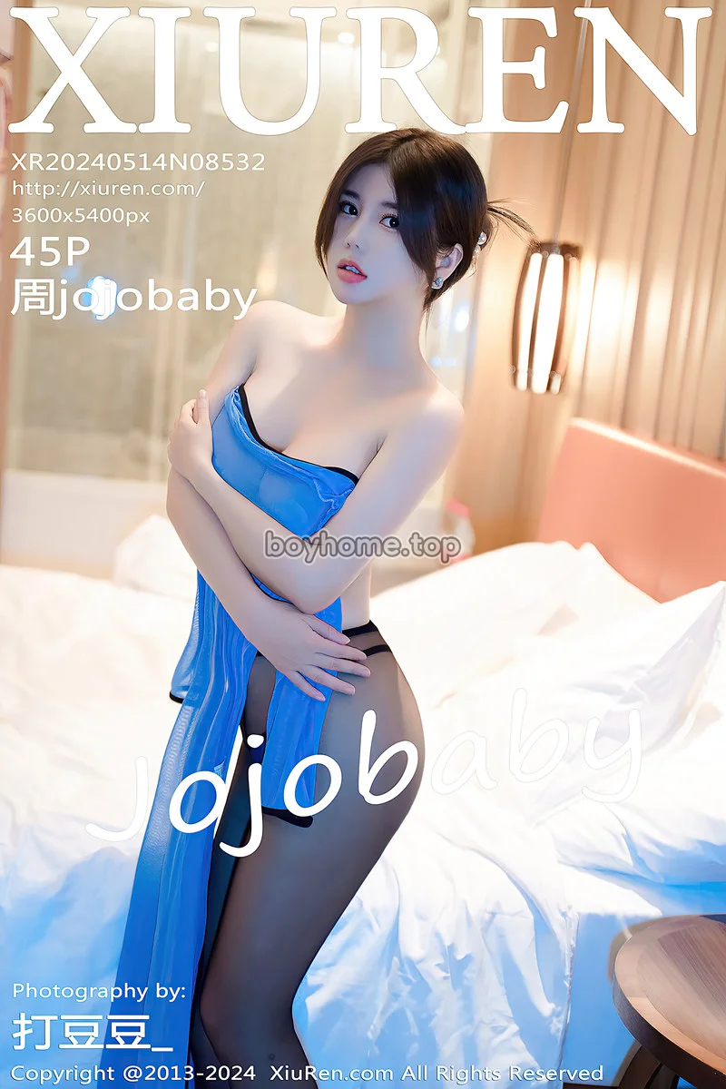 [XiuRen秀人网] No.8532 模特周jojobaby性感蓝色薄透旗袍配超薄黑丝秀丰腴身姿诱惑写真