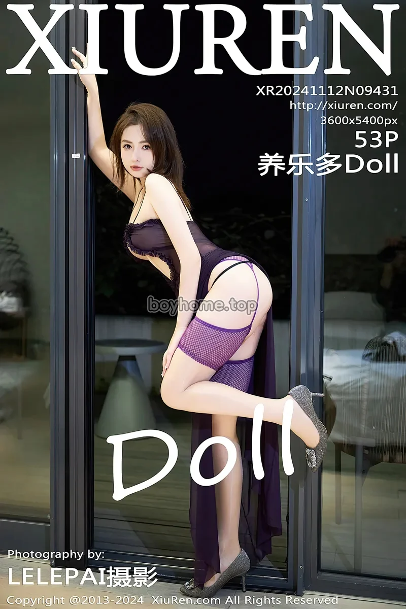 [XiuRen秀人网] NO.9431 模特养乐多Doll性感紫色情趣服饰配肉丝吊袜秀完美身材诱惑写真